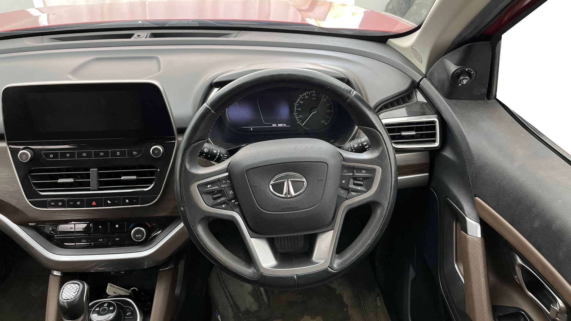 View 2021 Tata Harrier XE Image 13 Used 2021 Tata Harrier XE Image 13