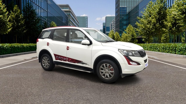 View Mahindra XUV500 Image 24 Used Mahindra XUV500 Image 24