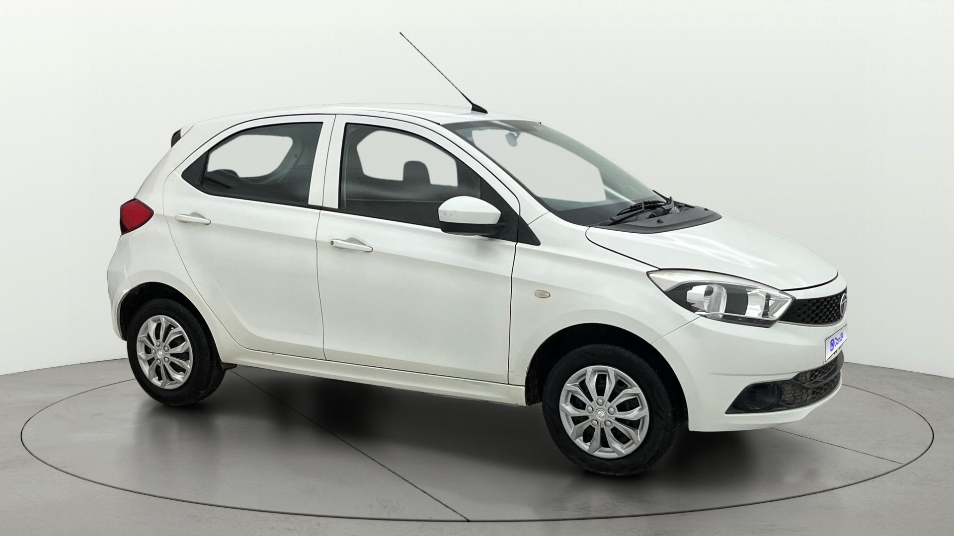 View 2017 Tata Tiago Revotorq XB Image 21 Used 2017 Tata Tiago Revotorq XB Image 21