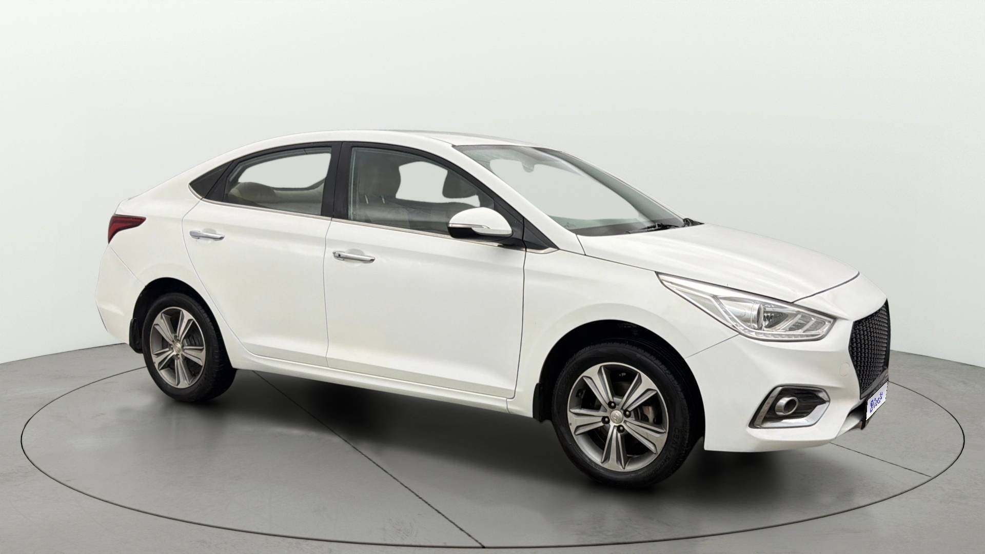 View 2019 Hyundai Verna 1.6 VTVT SX Image 38 Used 2019 Hyundai Verna 1.6 VTVT SX Image 38