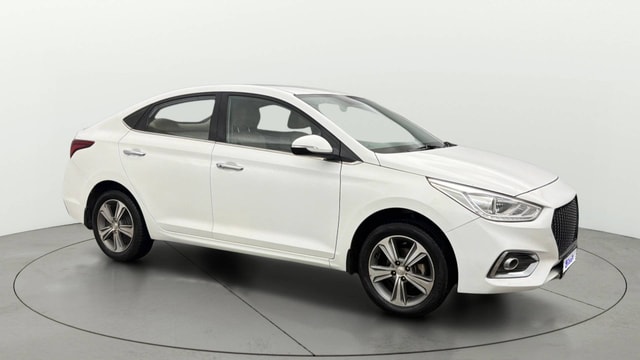 View Hyundai Verna Image 38 Used Hyundai Verna Image 38