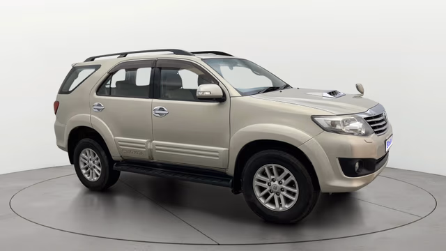 View Toyota Fortuner Image 15 Used Toyota Fortuner Image 15