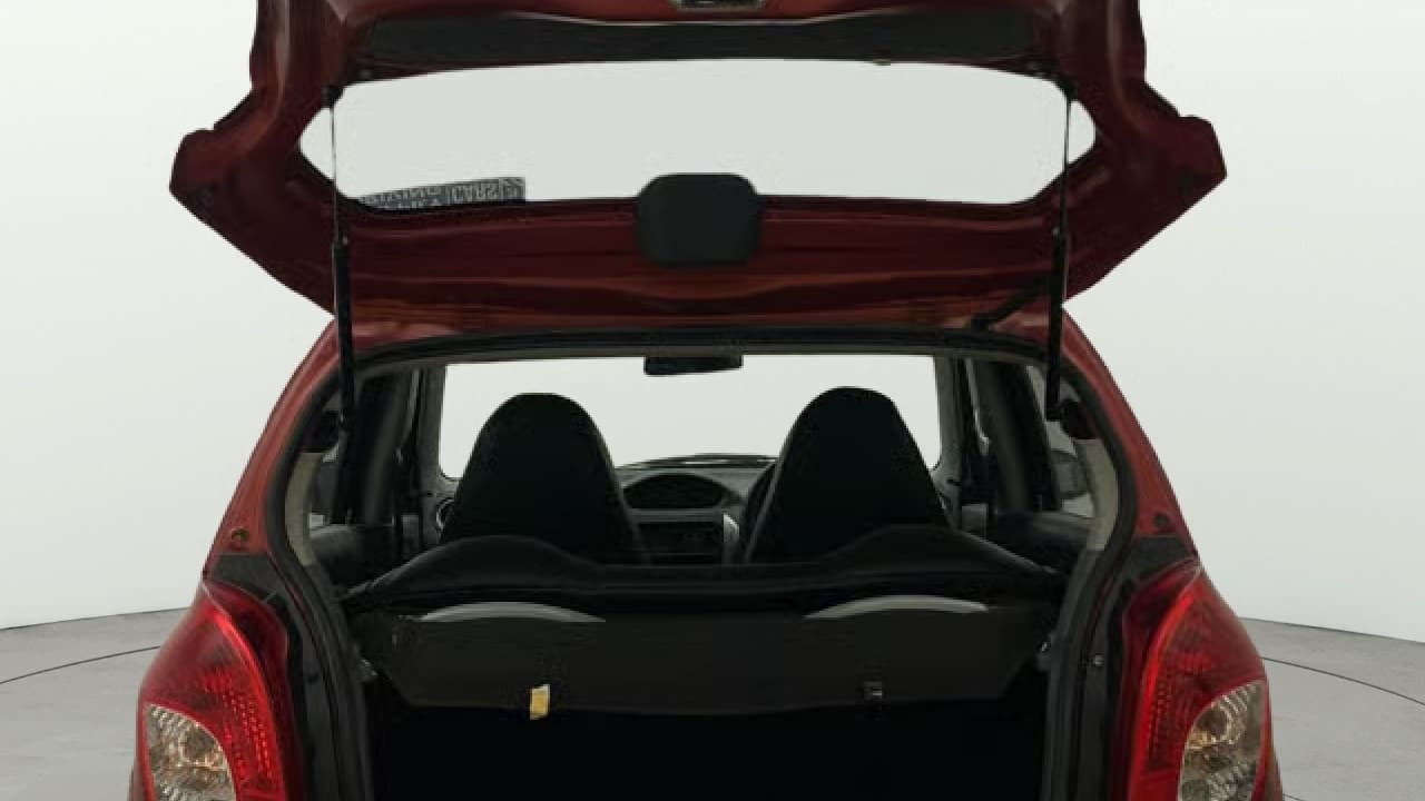 View 2014 Maruti Suzuki Alto 800 LX Image 16 Used 2014 Maruti Suzuki Alto 800 LX Image 16