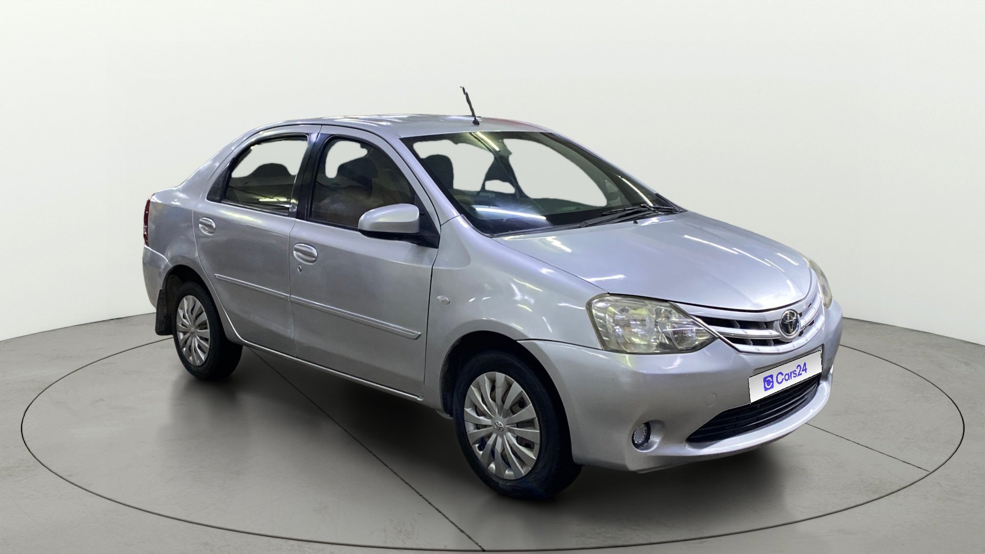 View 2014 Toyota Etios Liva GX Image 15 Used 2014 Toyota Etios Liva GX Image 15