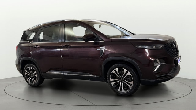 View MG Hector Plus Image 39 Used MG Hector Plus Image 39