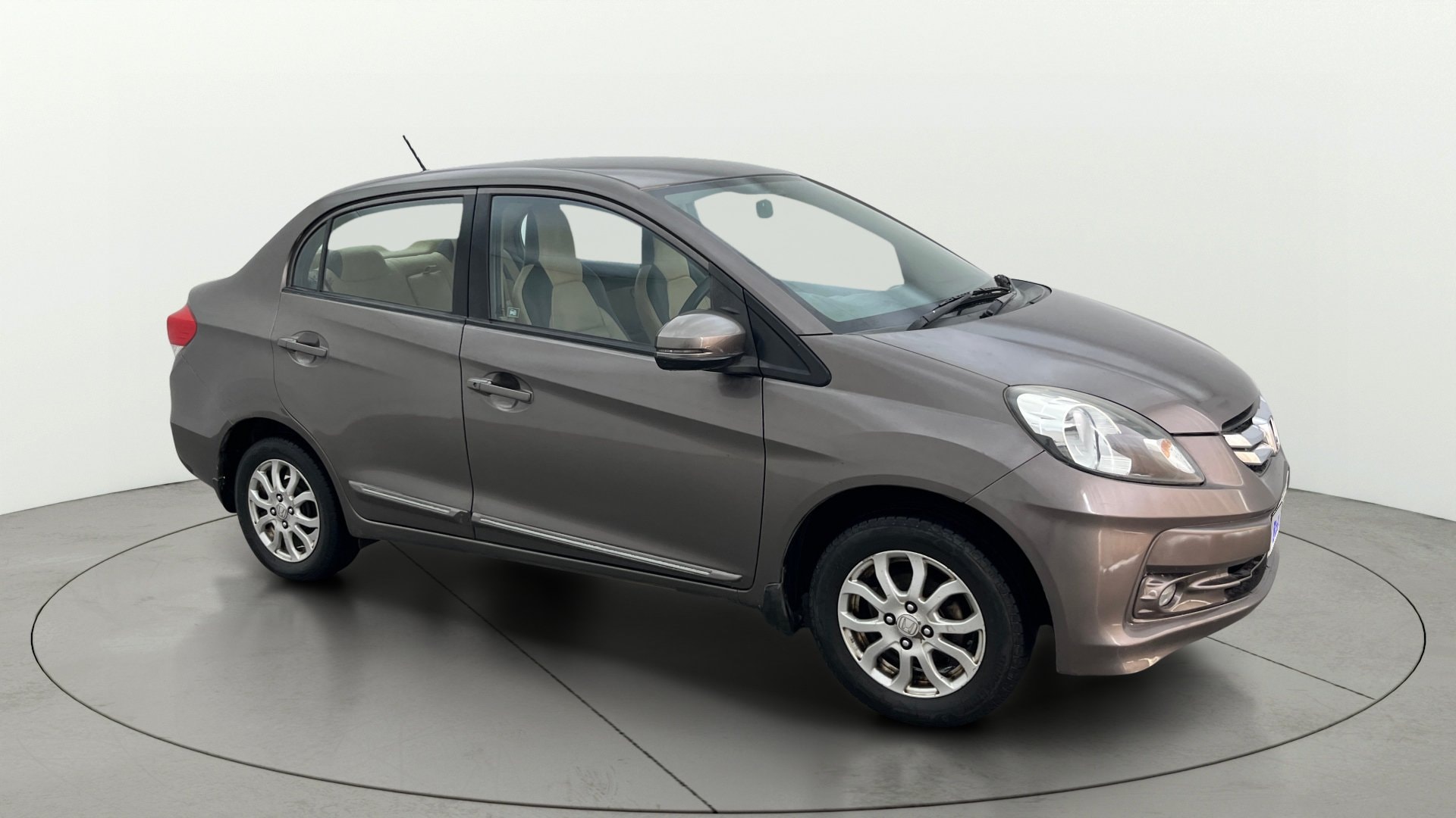 View 2015 Honda Amaze E MT Petrol BS IV Image 35 Used 2015 Honda Amaze E MT Petrol BS IV Image 35