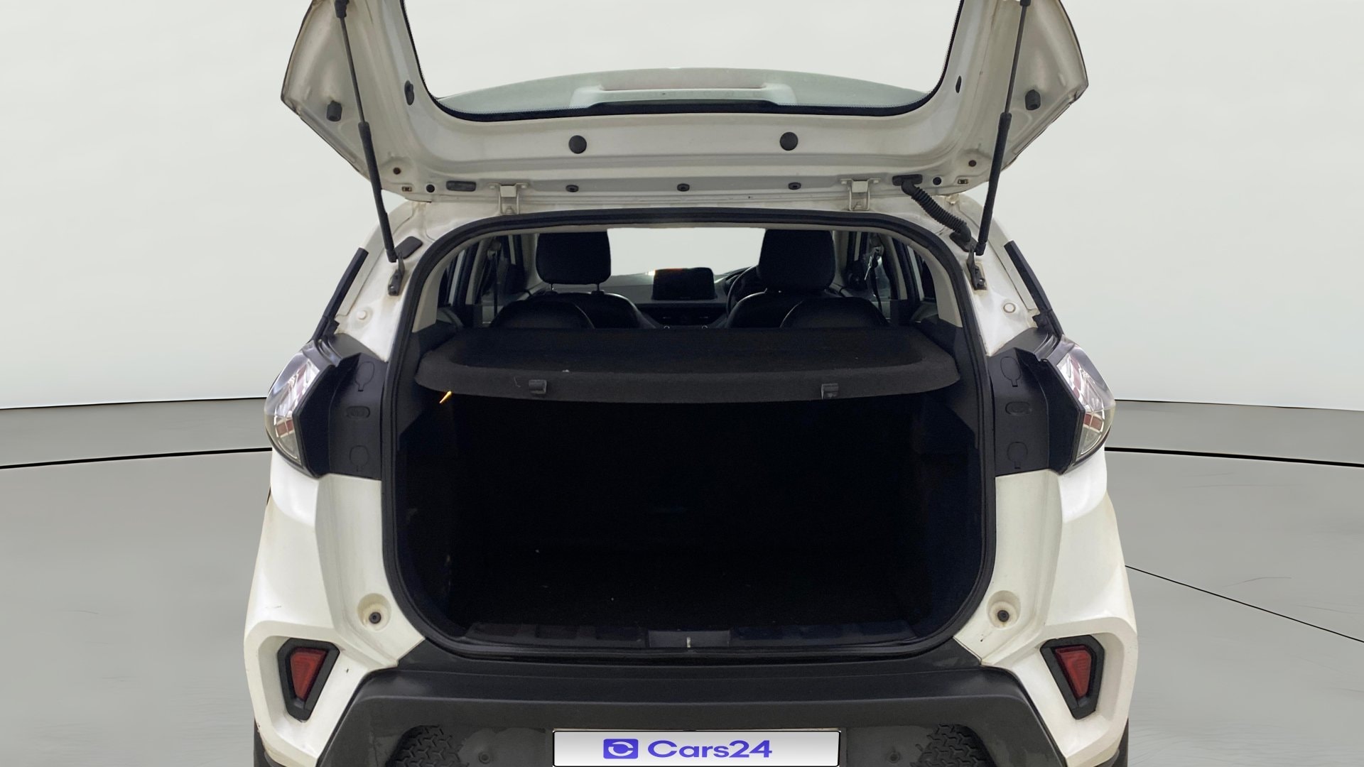 View 2021 Tata Nexon Revotron XE Image 38 Used 2021 Tata Nexon Revotron XE Image 38