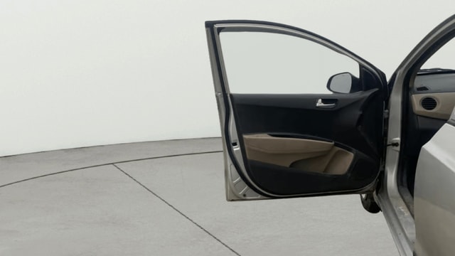 View Hyundai Grand i10 Image 32 Used Hyundai Grand i10 Image 32