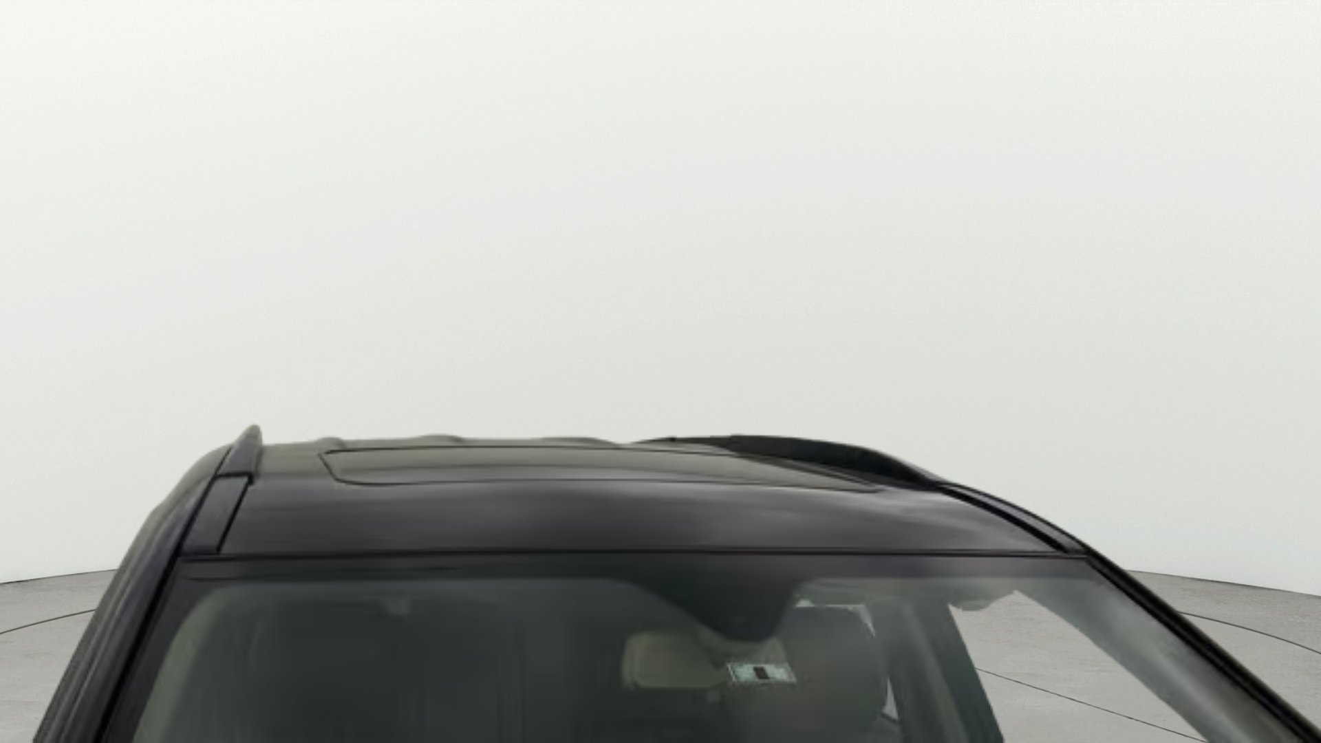 View 2017 Mahindra XUV500 W10 FWD AT Image 4 Used 2017 Mahindra XUV500 W10 FWD AT Image 4