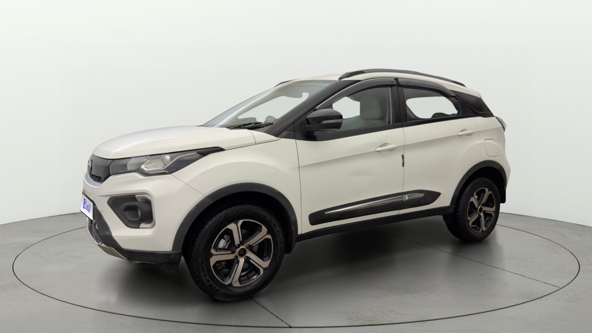 View 2022 Tata Nexon Revotron XZA Plus AMT Image 22 Used 2022 Tata Nexon Revotron XZA Plus AMT Image 22