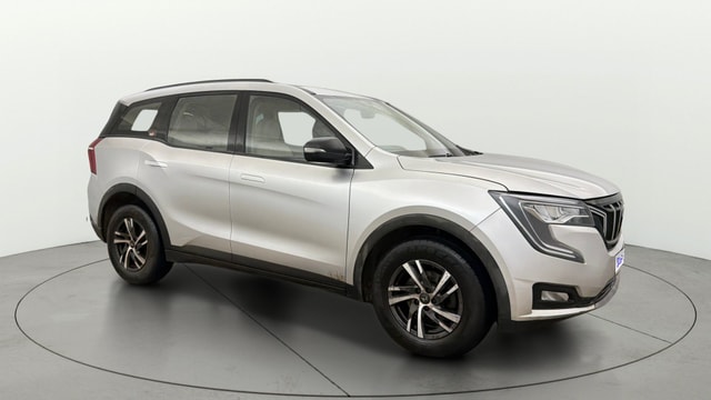 View Mahindra XUV700 Image 21 Used Mahindra XUV700 Image 21
