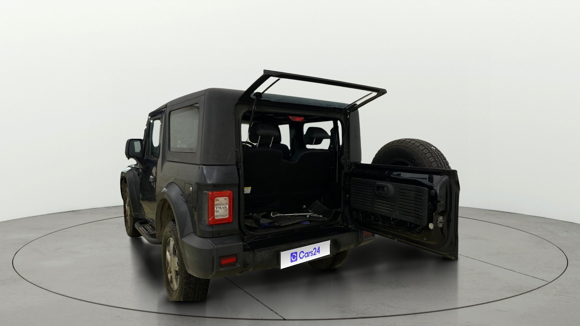 View 2024 Mahindra Thar AX Standard Manual Soft Top 6 Seater Image 16 Used 2024 Mahindra Thar AX Standard Manual Soft Top 6 Seater Image 16
