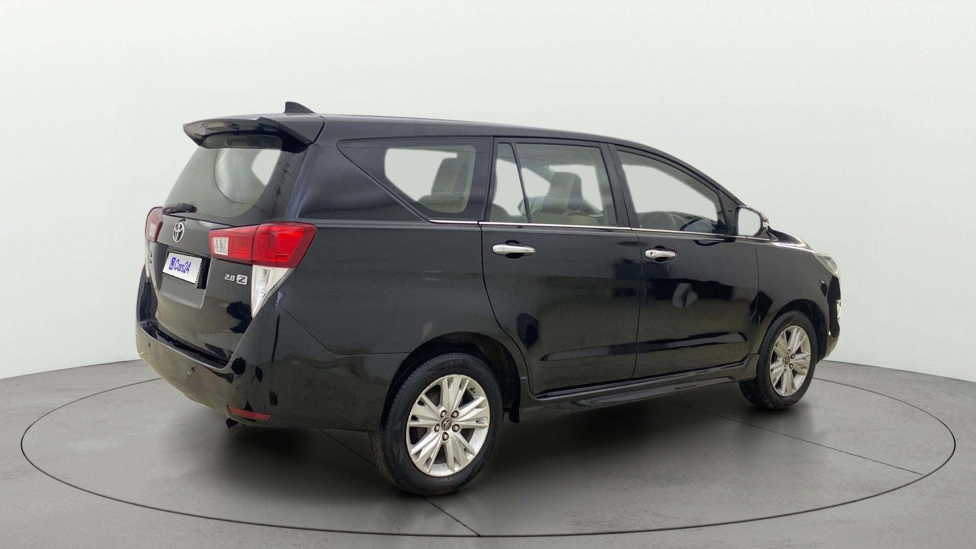 View 2017 Toyota Innova Crysta 2.8 ZX AT 7-Seater Image 45 Used 2017 Toyota Innova Crysta 2.8 ZX AT 7-Seater Image 45