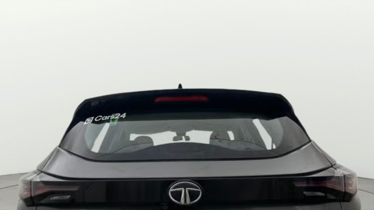 View 2024 Tata Harrier XE Image 5 Used 2024 Tata Harrier XE Image 5