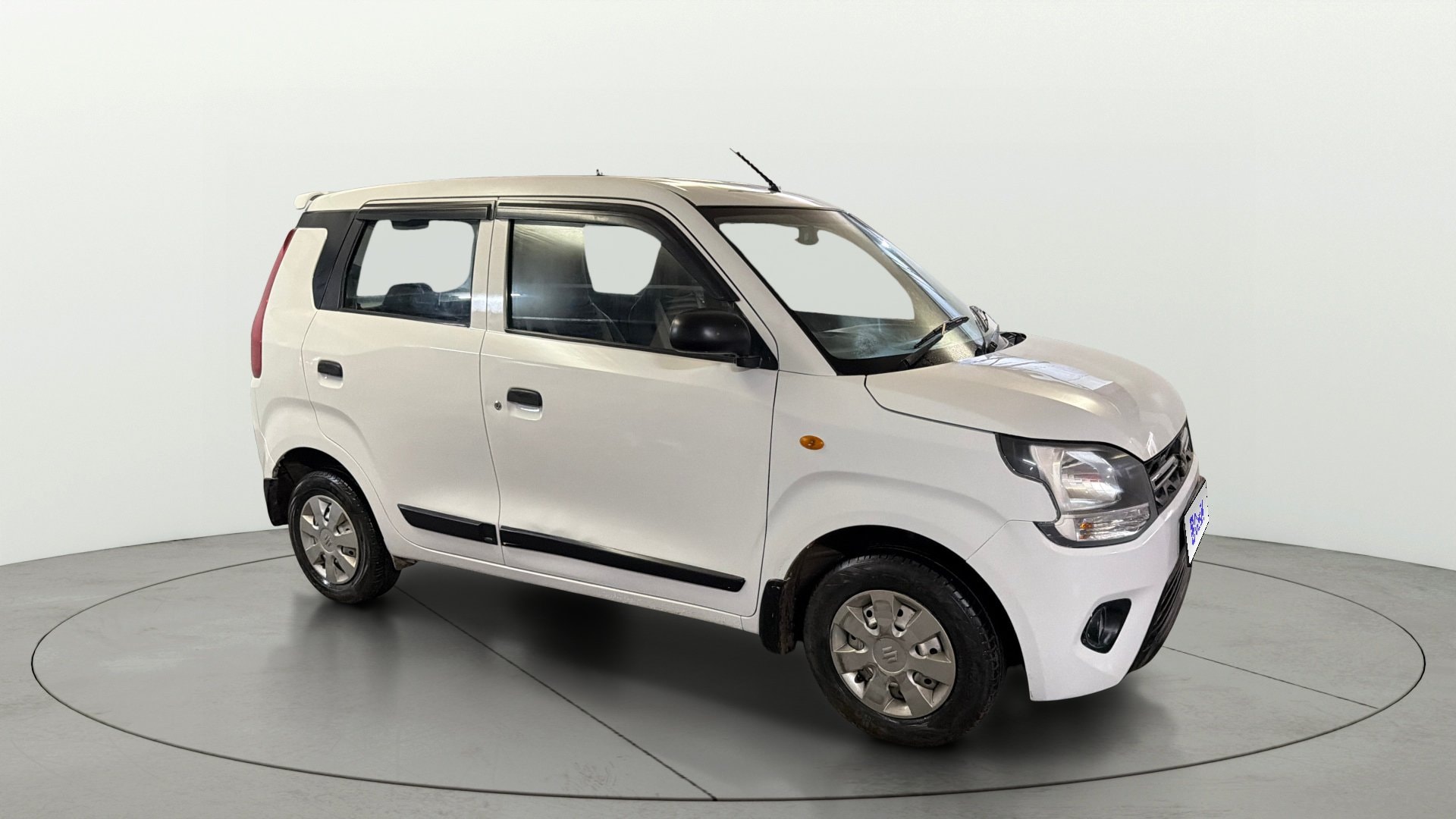 View 2022 Maruti Suzuki 1000 Base Variant Image 21 Used 2022 Maruti Suzuki 1000 Base Variant Image 21