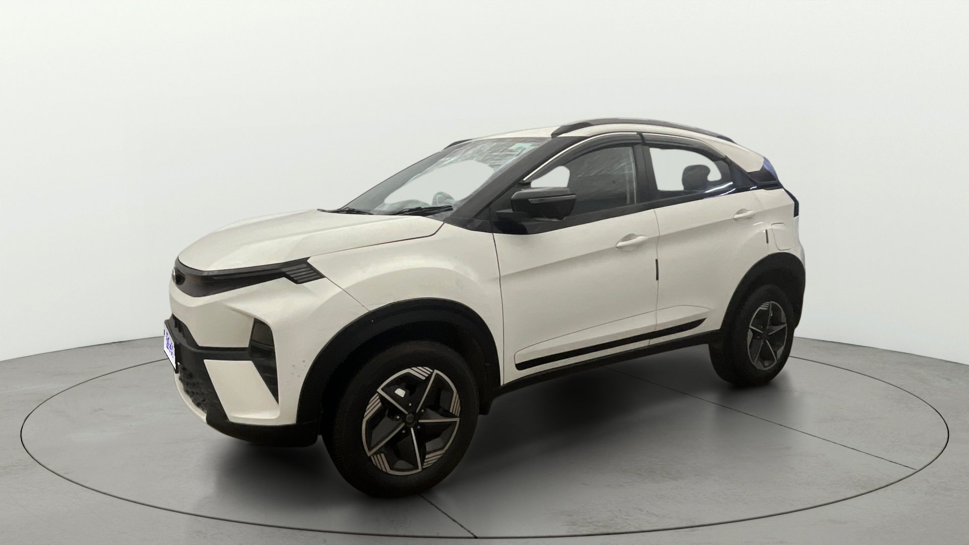 View 2023 Tata Nexon Revotron XE Image 22 Used 2023 Tata Nexon Revotron XE Image 22