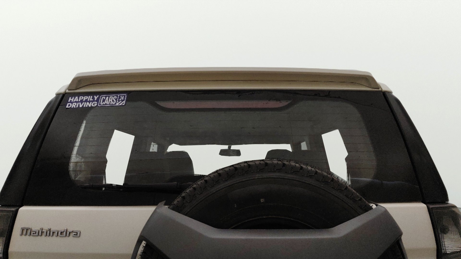 View 2020 Mahindra TUV300 T10 100HP Image 4 Used 2020 Mahindra TUV300 T10 100HP Image 4