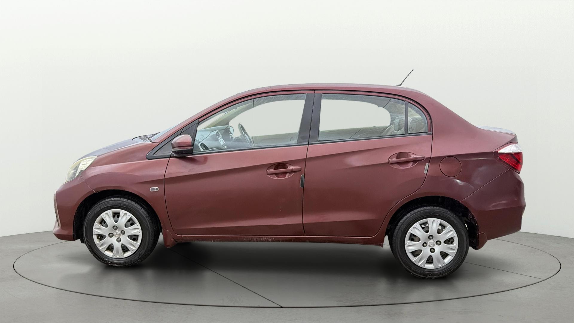 View 2017 Honda Amaze E MT Petrol BS IV Image 5 Used 2017 Honda Amaze E MT Petrol BS IV Image 5