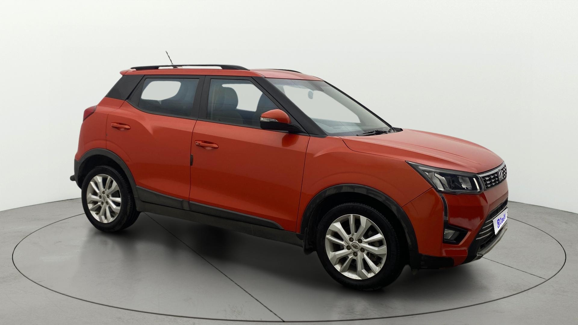 View 2019 Mahindra XUV300 W4 Petrol BS IV Image 38 Used 2019 Mahindra XUV300 W4 Petrol BS IV Image 38