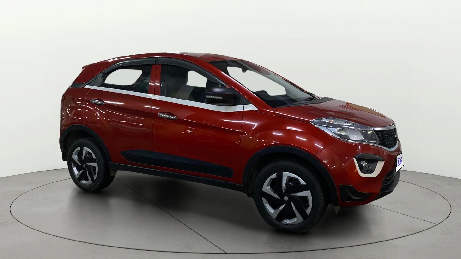 View 2018 Tata Nexon Revotorq XM Image 13 Used 2018 Tata Nexon Revotorq XM Image 13