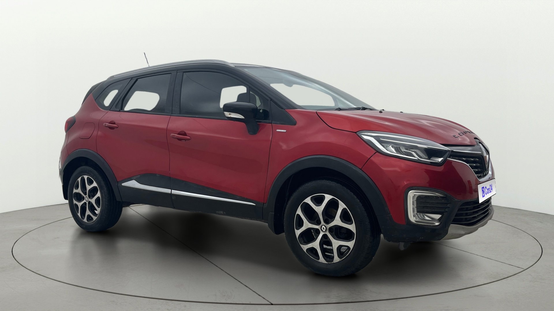 View 2019 Renault Captur Platine Petrol Dual Tone Image 23 Used 2019 Renault Captur Platine Petrol Dual Tone Image 23