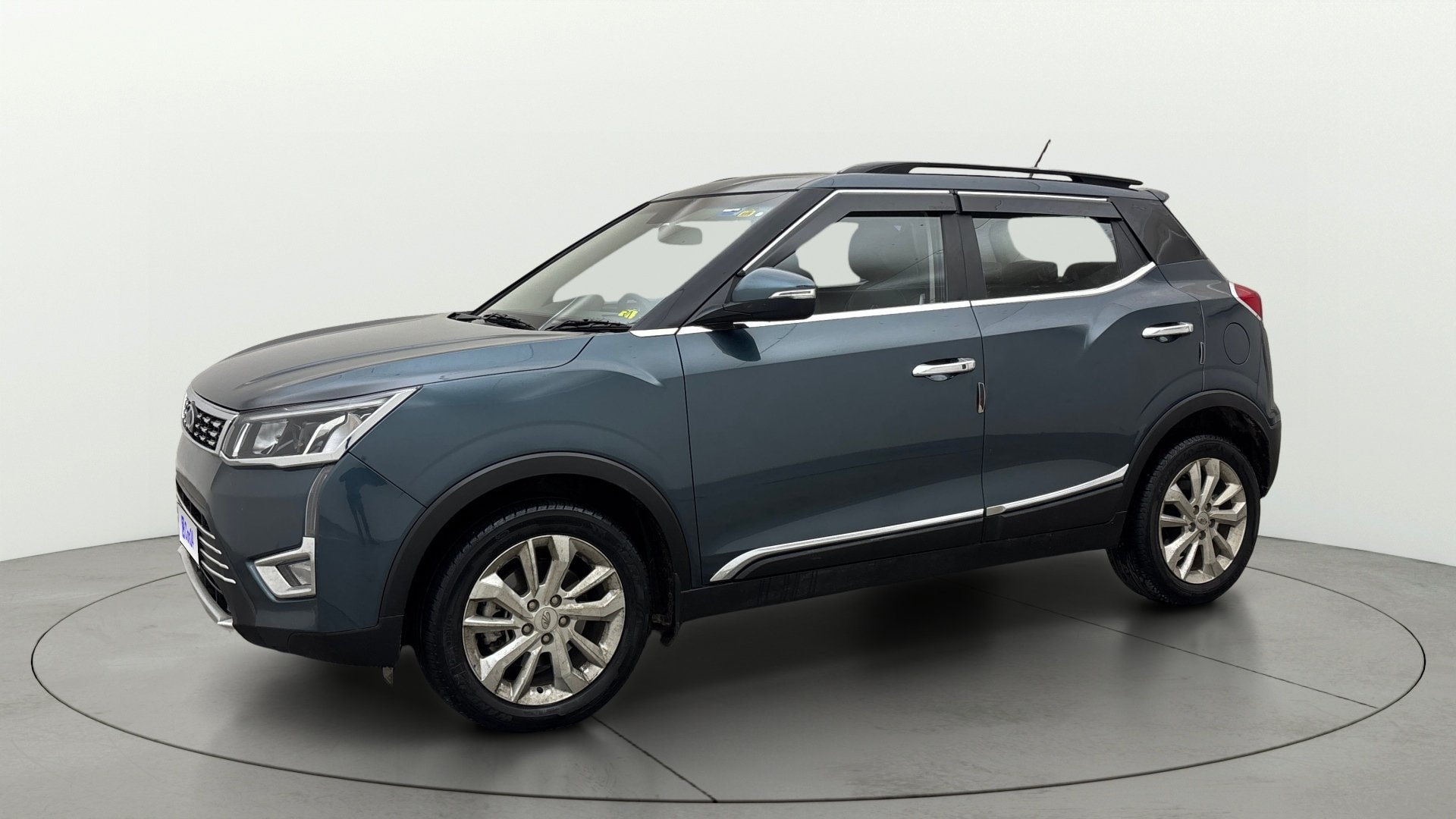 Used 2022 Mahindra XUV300 Used 2022 Mahindra XUV300