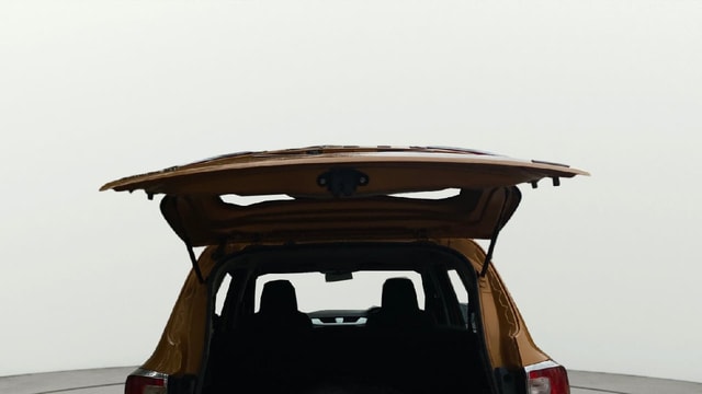 View Renault Triber Image 16 Used Renault Triber Image 16