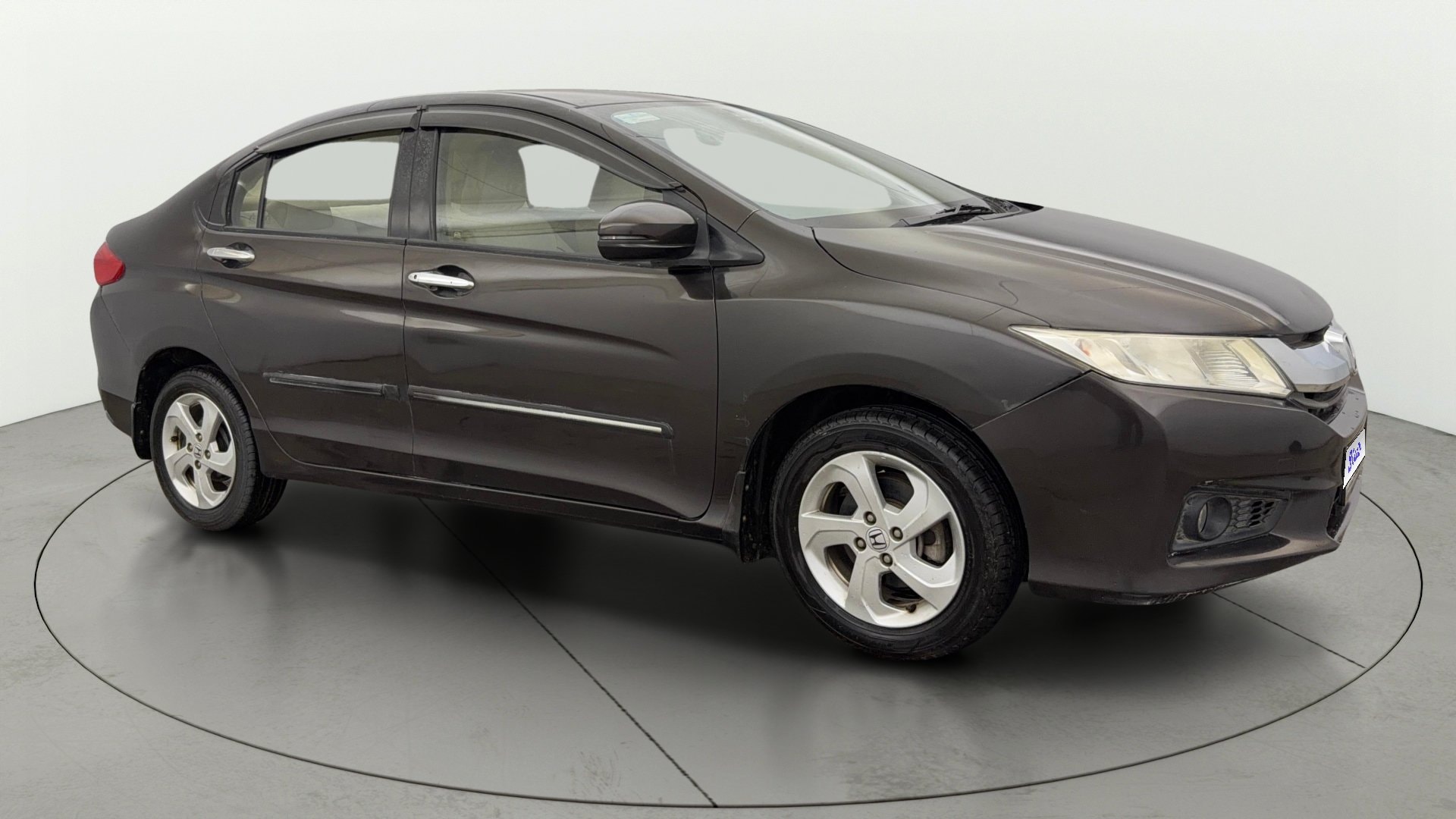 View 2014 Honda City ZX MT Diesel Anniversary Edition Image 37 Used 2014 Honda City ZX MT Diesel Anniversary Edition Image 37