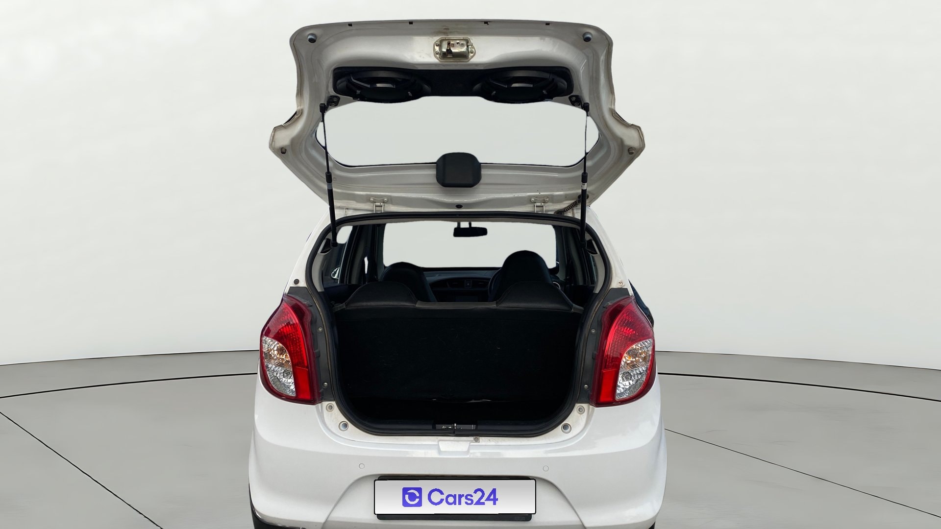 View 2021 Maruti Suzuki 1000 Base Variant Image 16 Used 2021 Maruti Suzuki 1000 Base Variant Image 16