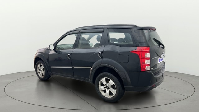 View Mahindra XUV500 Image 2 Used Mahindra XUV500 Image 2