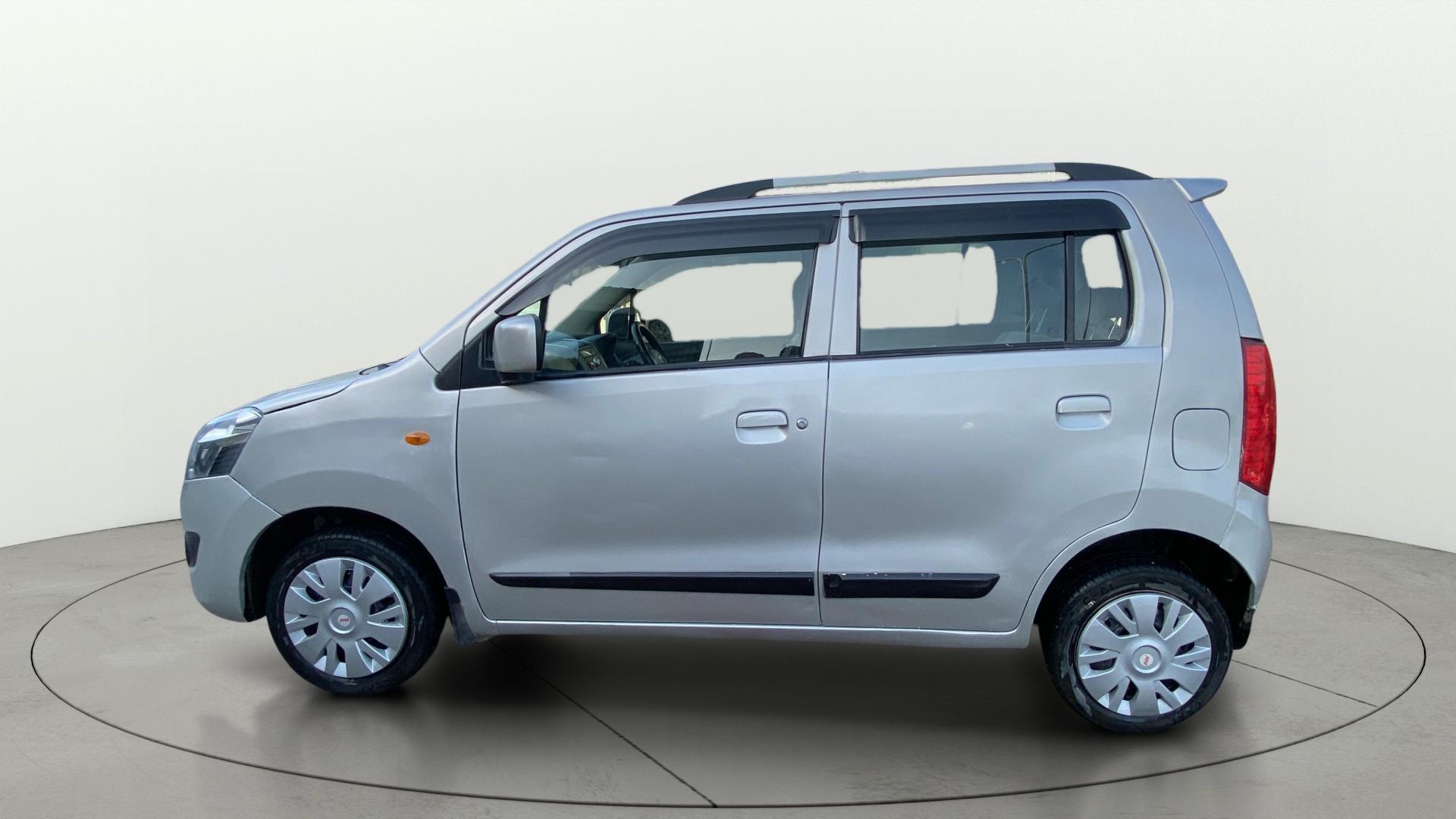View 2015 Maruti Suzuki 1000 Base Variant Image 5 Used 2015 Maruti Suzuki 1000 Base Variant Image 5