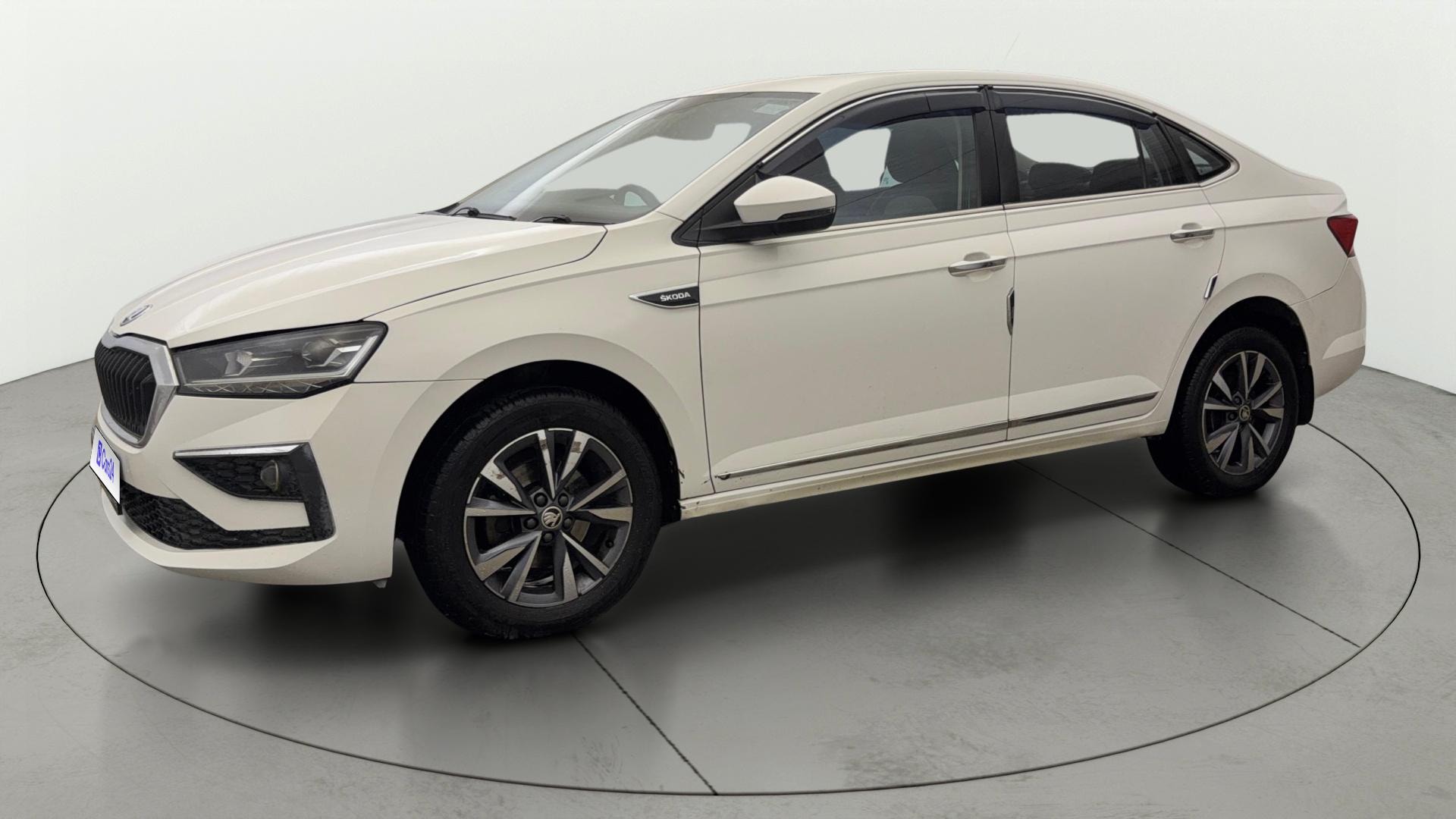View 2024 Skoda Slavia Style 1.0 TSI MT Image 38 Used 2024 Skoda Slavia Style 1.0 TSI MT Image 38