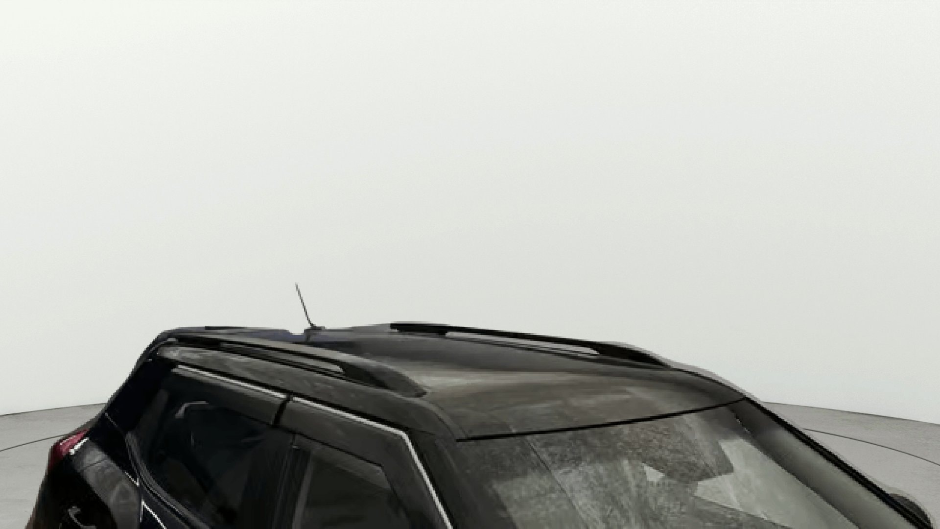 View 2020 Mahindra XUV300 W4 Petrol BS IV Image 7 Used 2020 Mahindra XUV300 W4 Petrol BS IV Image 7