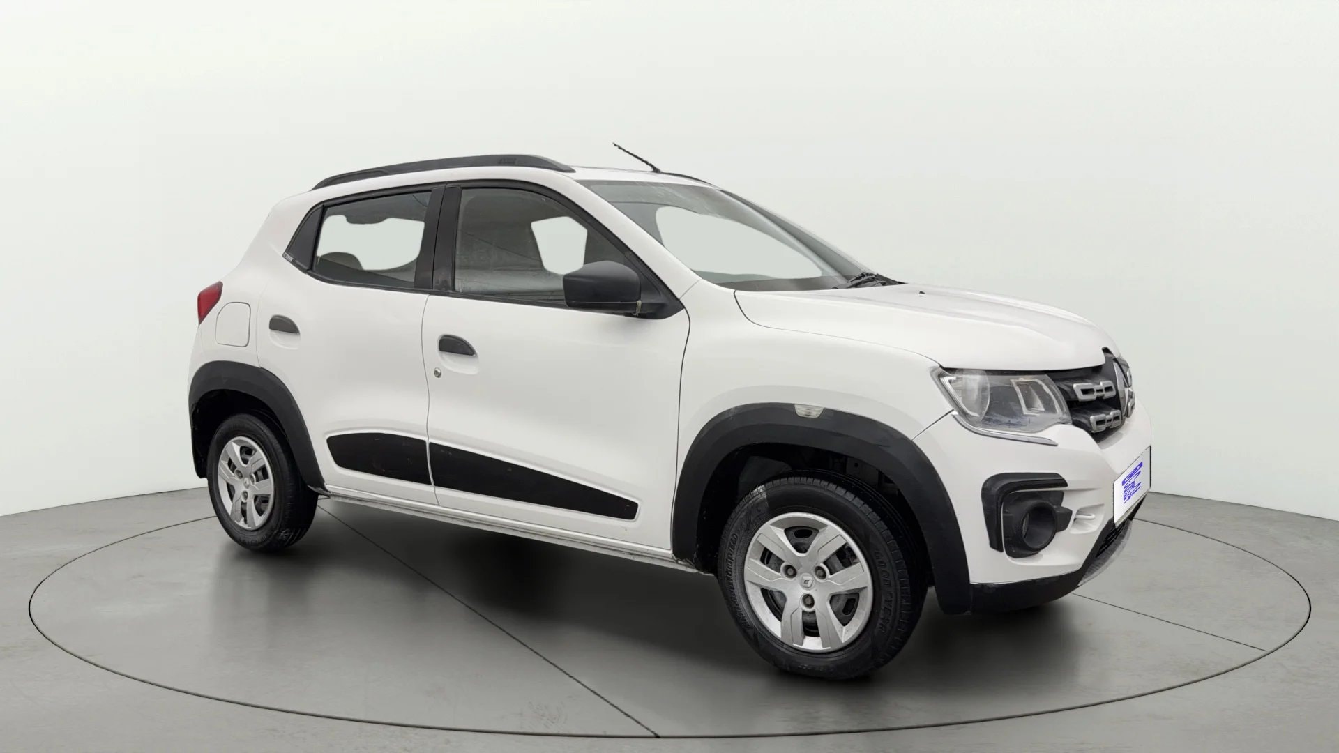 View 2018 Renault Kwid RXL Image 36 Used 2018 Renault Kwid RXL Image 36