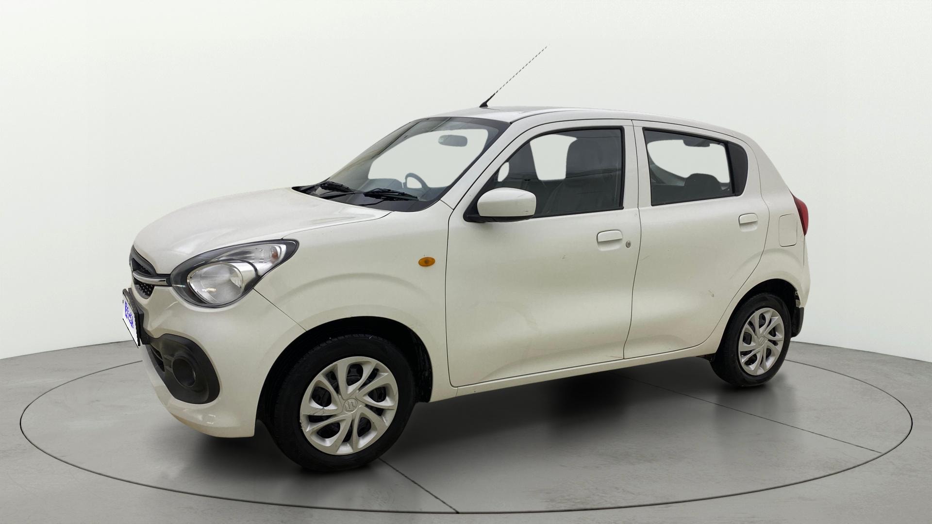 View 2023 Maruti Suzuki 1000 Base Variant Image 34 Used 2023 Maruti Suzuki 1000 Base Variant Image 34