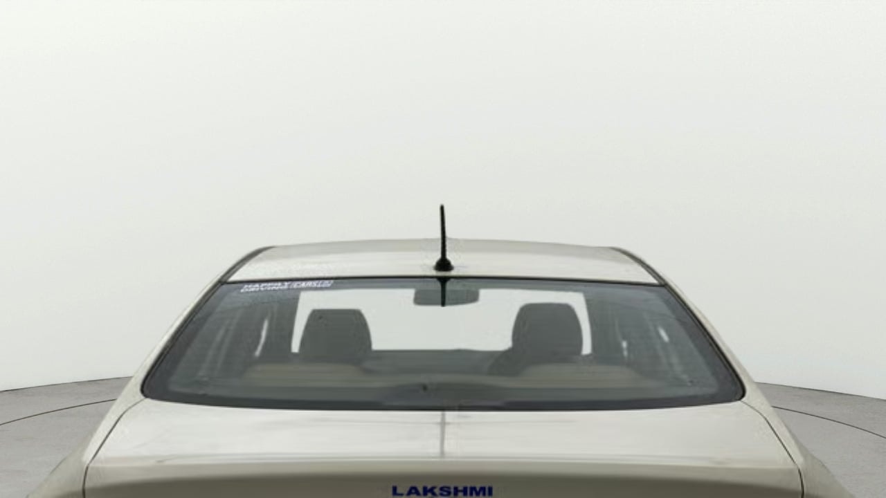 View 2015 Hyundai Fluidic Verna 1.4 CRDI Base Image 4 Used 2015 Hyundai Fluidic Verna 1.4 CRDI Base Image 4