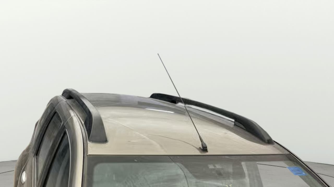 View 2015 Nissan Terrano XL P Image 4 Used 2015 Nissan Terrano XL P Image 4