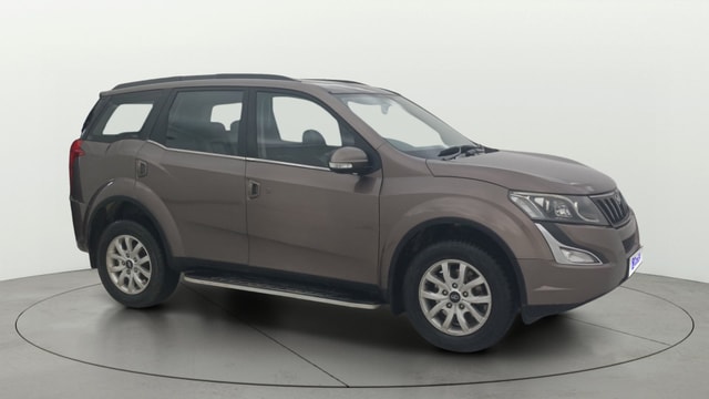 View Mahindra XUV500 Image 15 Used Mahindra XUV500 Image 15