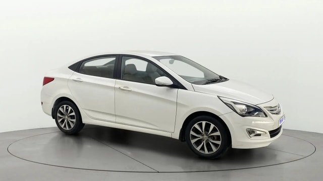 View Hyundai Fluidic Verna Image 21 Used Hyundai Fluidic Verna Image 21