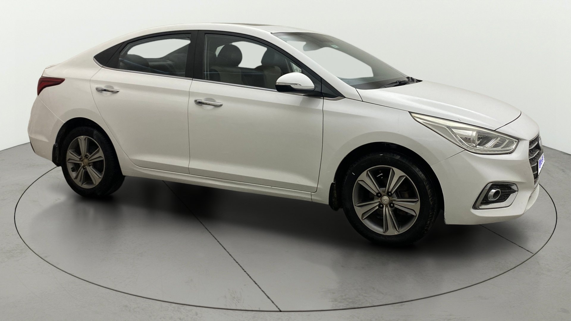 View 2019 Hyundai Verna 1.6 VTVT SX (O) Image 22 Used 2019 Hyundai Verna 1.6 VTVT SX (O) Image 22