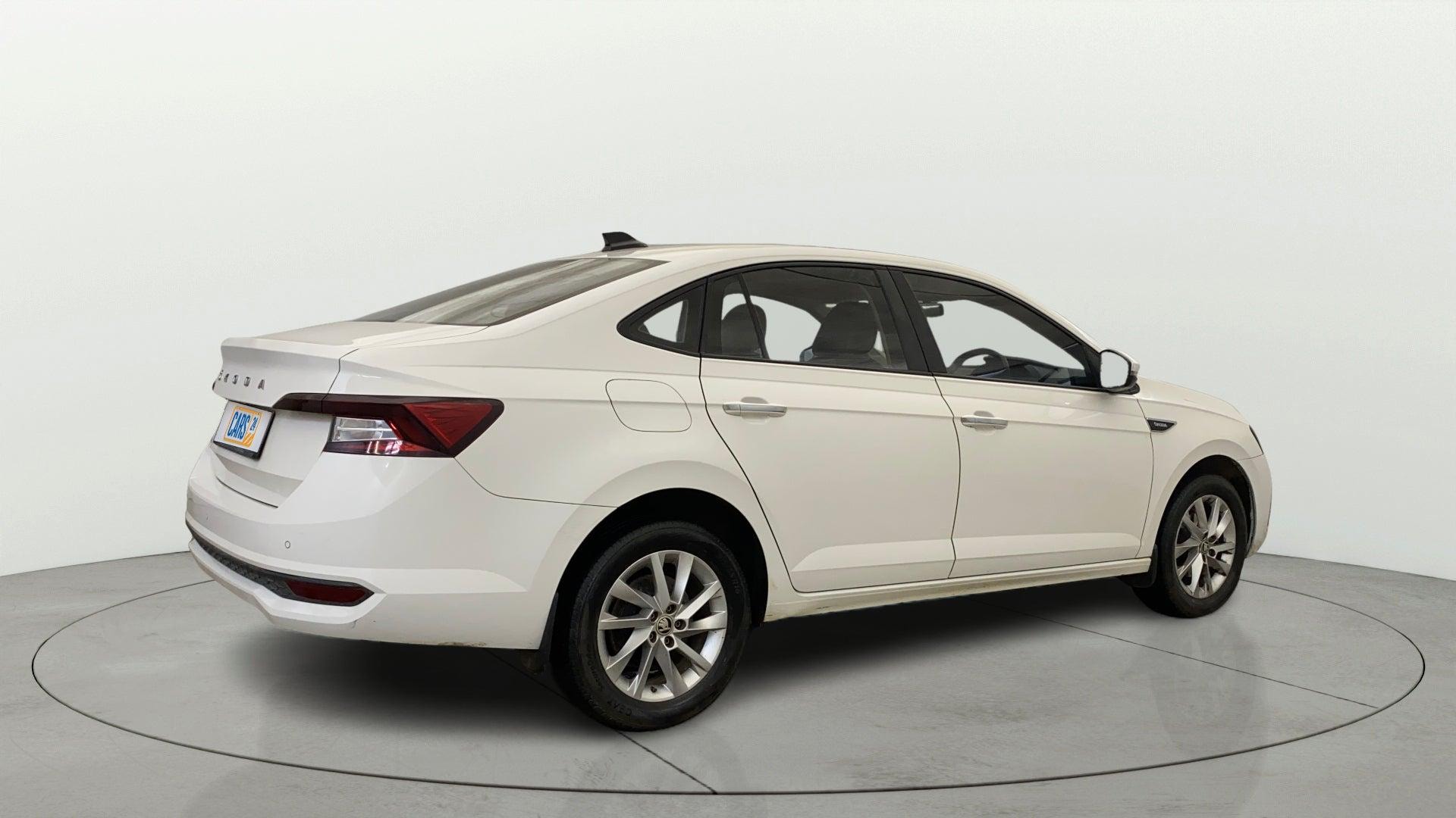 View 2022 Skoda Slavia Ambition 1.0 TSI MT Image 44 Used 2022 Skoda Slavia Ambition 1.0 TSI MT Image 44