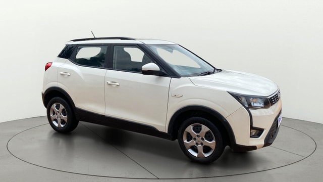 View Mahindra XUV300 Image 35 Used Mahindra XUV300 Image 35