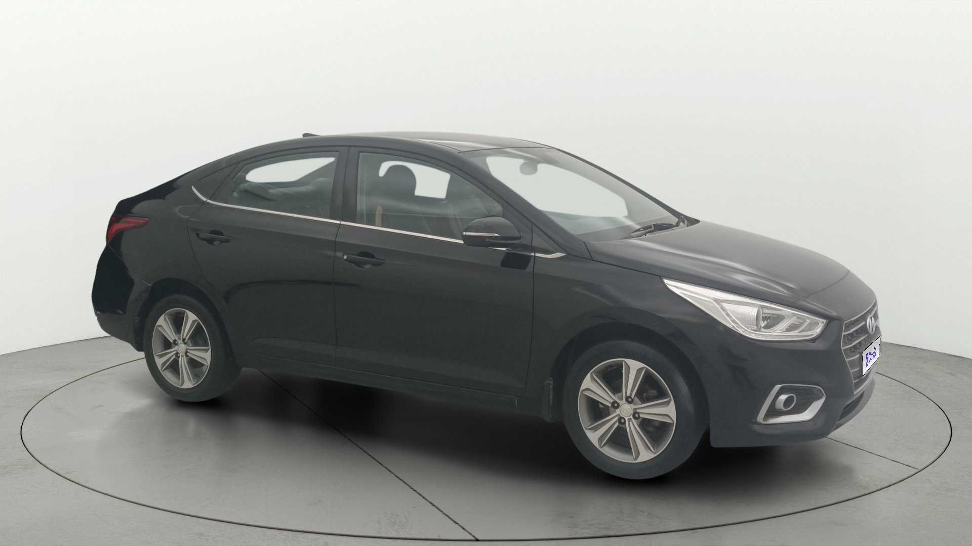 View 2018 Hyundai Verna 1.6 VTVT SX Image 22 Used 2018 Hyundai Verna 1.6 VTVT SX Image 22