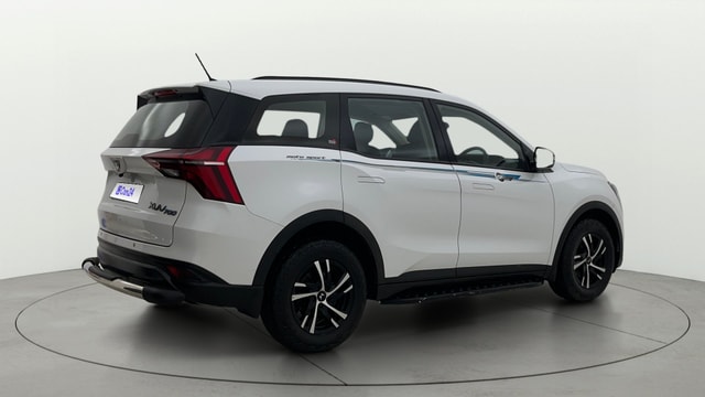 View Mahindra XUV700 Image 42 Used Mahindra XUV700 Image 42