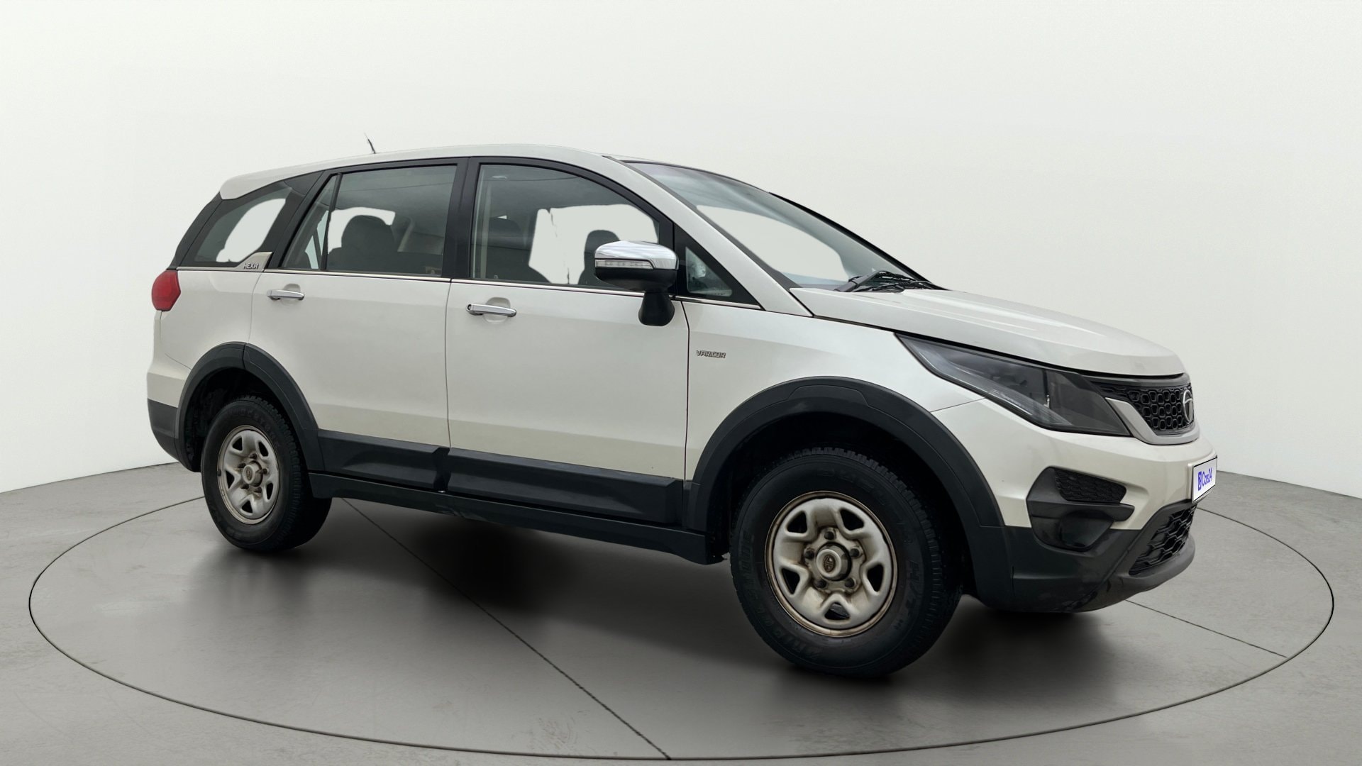 View 2017 Tata Hexa XE 4X2 Image 37 Used 2017 Tata Hexa XE 4X2 Image 37