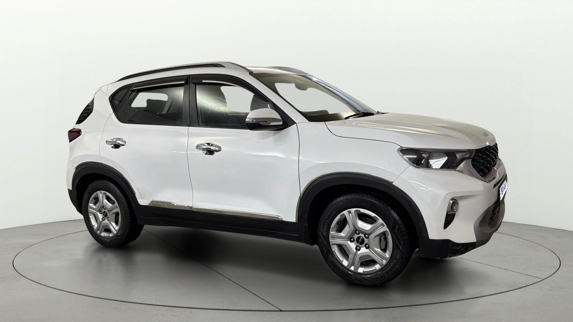 View 2022 Kia Sonet HTK Plus Petrol Image 13 Used 2022 Kia Sonet HTK Plus Petrol Image 13