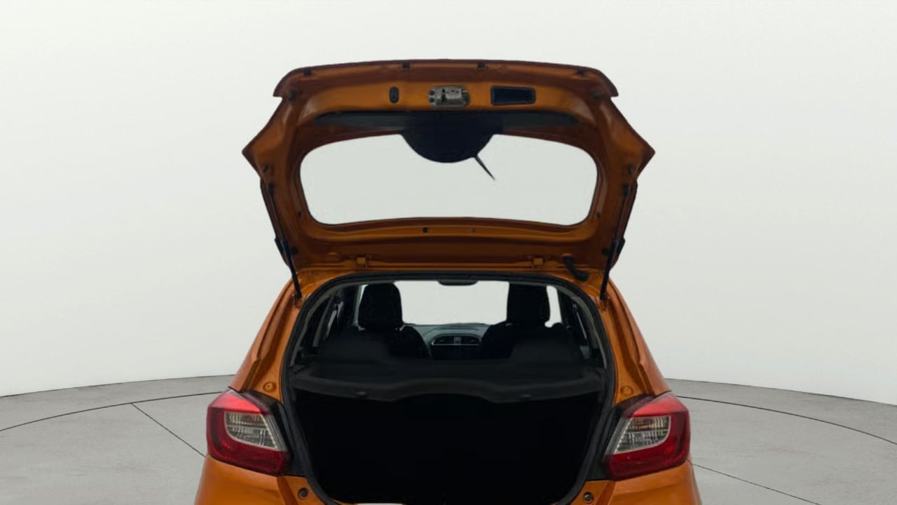 View 2019 Tata Tiago Revotorq XB Image 37 Used 2019 Tata Tiago Revotorq XB Image 37