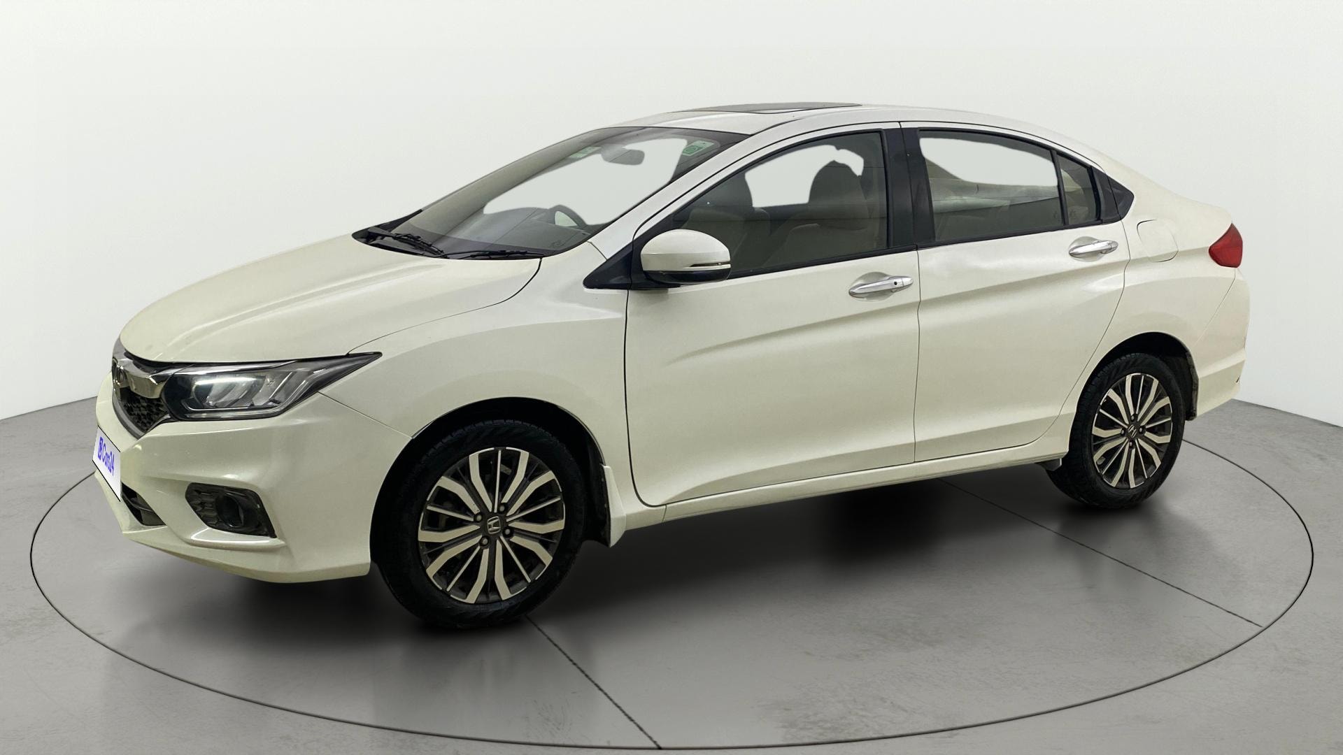 View 2017 Honda City ZX MT Diesel Anniversary Edition Image 38 Used 2017 Honda City ZX MT Diesel Anniversary Edition Image 38