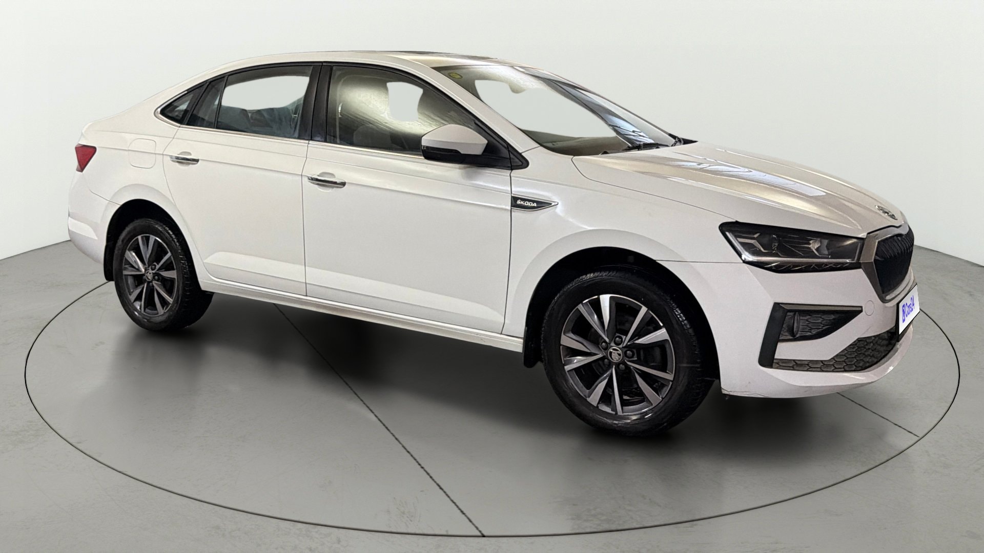 View 2023 Skoda Slavia Style 1.0 TSI AT Image 14 Used 2023 Skoda Slavia Style 1.0 TSI AT Image 14