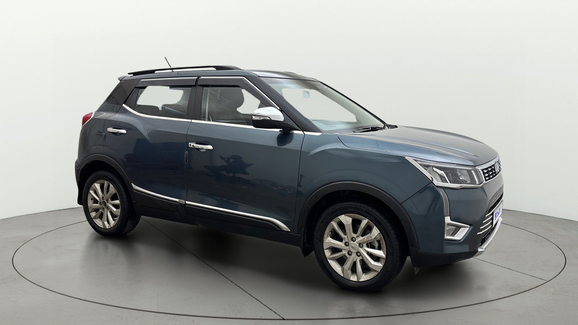 Used 2022 Mahindra XUV300 Used 2022 Mahindra XUV300